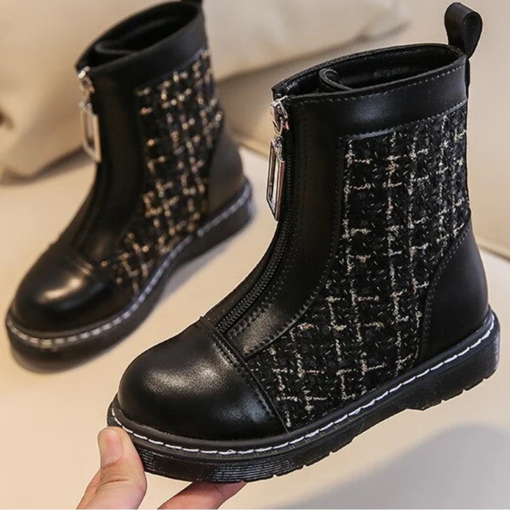 Mia Belle black girls boots. Size 12 (little kids).